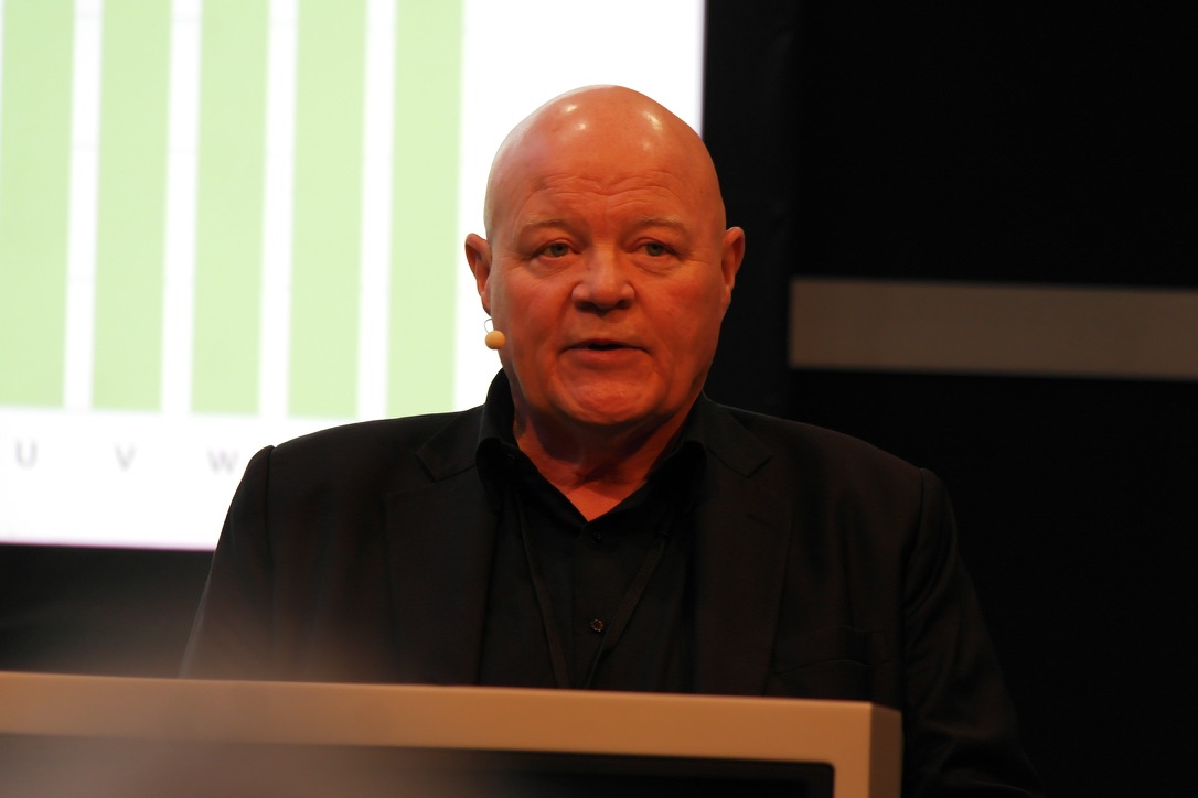 Thomas Williams presenting at the AVF Summit, Dortmund, September 2023